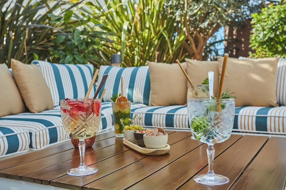 Фото Les Jardins de Mademoiselle Hotel & SPA