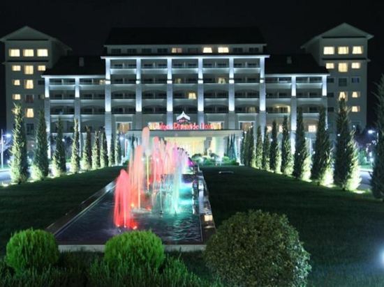 Фото отеля 1