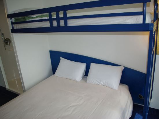 Фото Greet Hotel Paris porte de la Chapelle Aréna