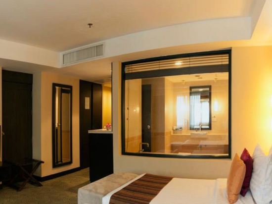 Фото Grace Hotel Bangkok