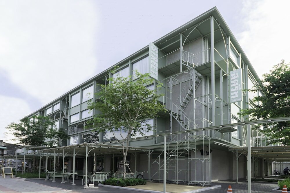 Фото Samsen Street Hotel