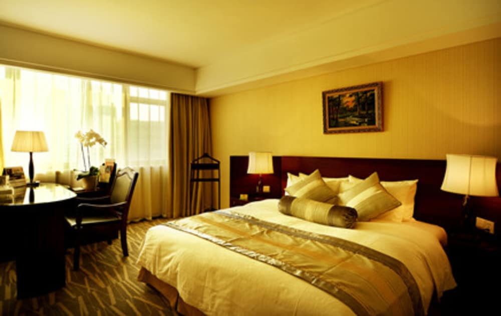 Фото Sovereign Hotel KunShan