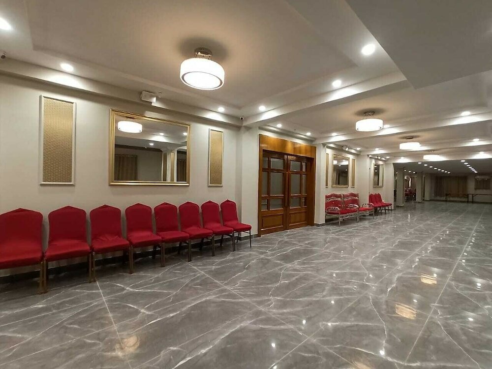 Фото Hotel Avisha