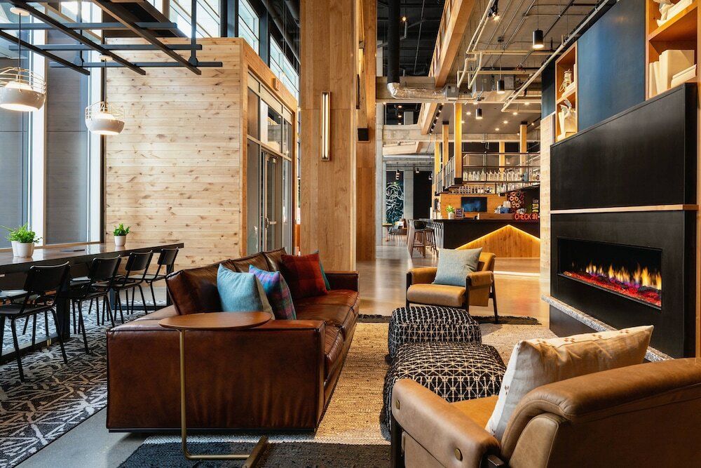 Фото Moxy Minneapolis Downtown