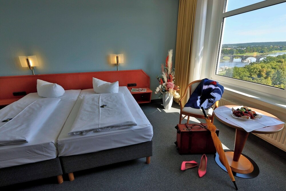 Фото Hotel Am Terrassenufer