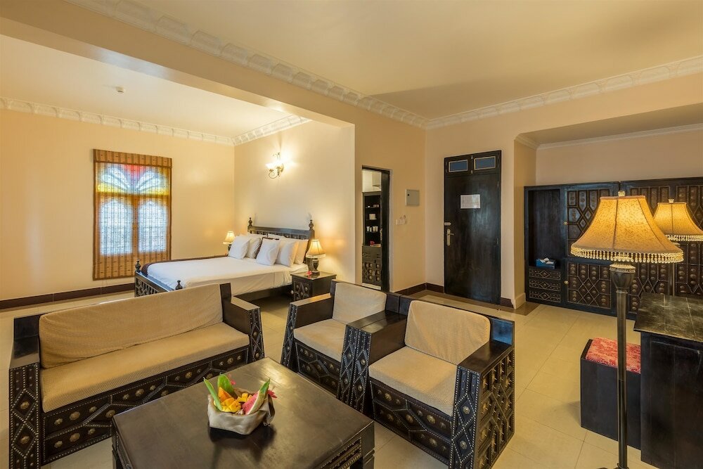 Фото Golden Tulip Stonetown Boutique
