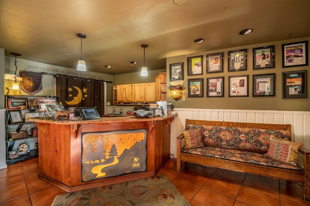 Фото Highland Haven Creekside Inn