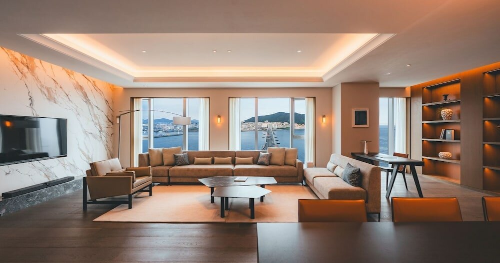 Фото Wyndham Grand Busan Ijin