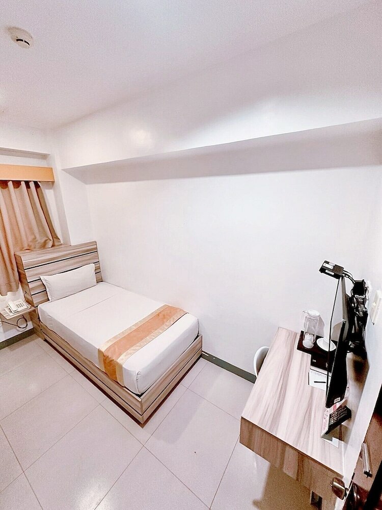 Фото Travelbee Fuente Inn