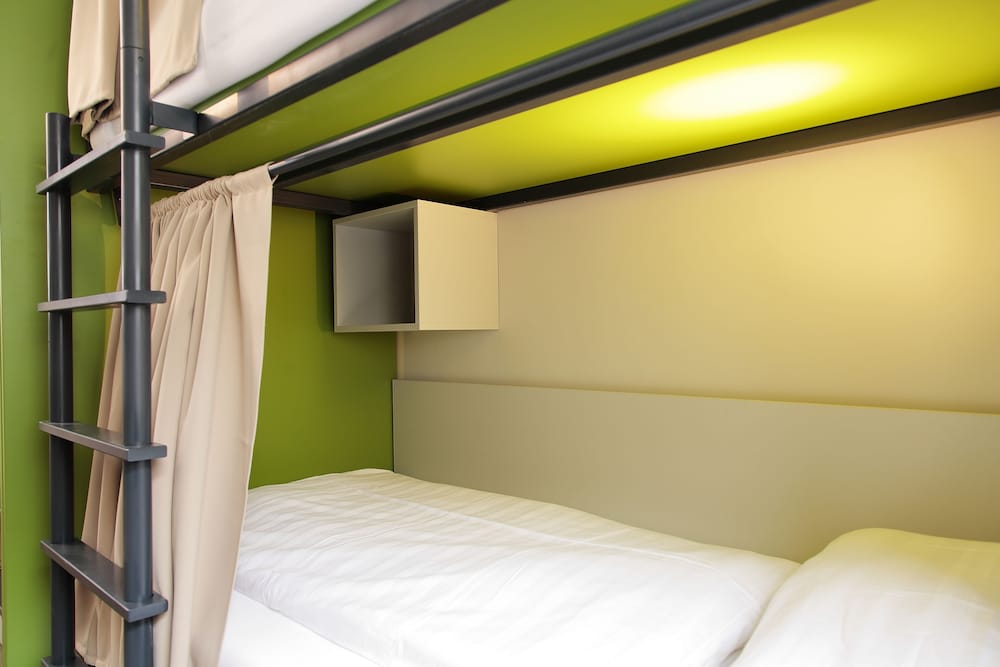 Фото Maverick Urban Lodge