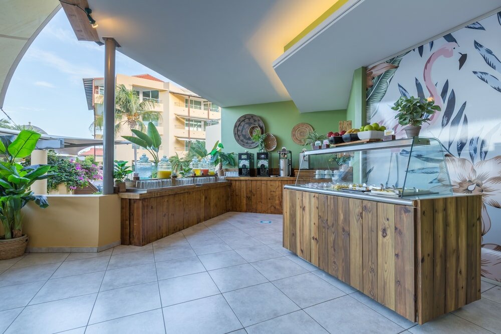 Фото Avila Beach Hotel