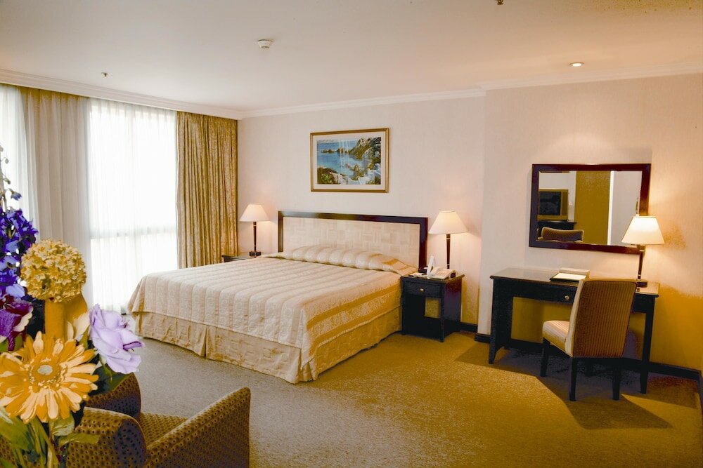 Фото Herald Suites Solana