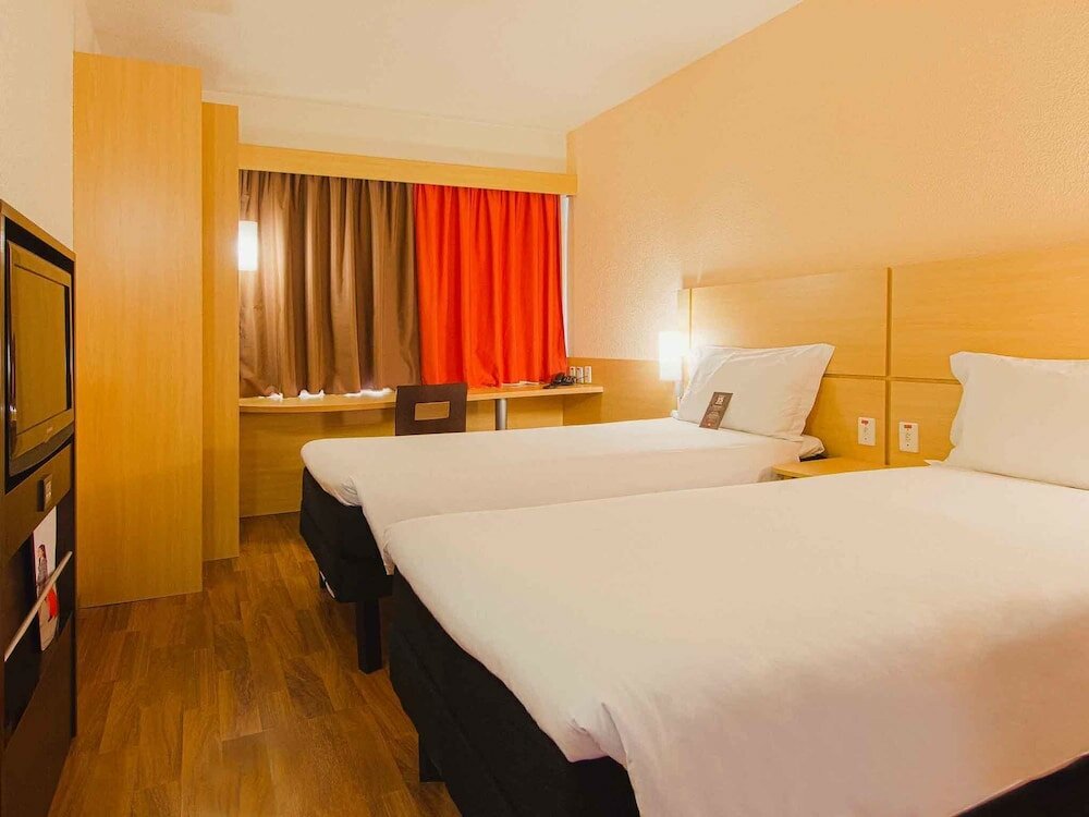 Фото Ibis Porto Alegre Aeroporto