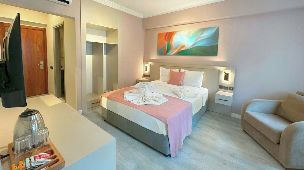 Фото Kevser Inn - Halal Hotel