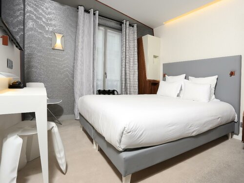 Гостиница Hôtel Le Malown в Париже