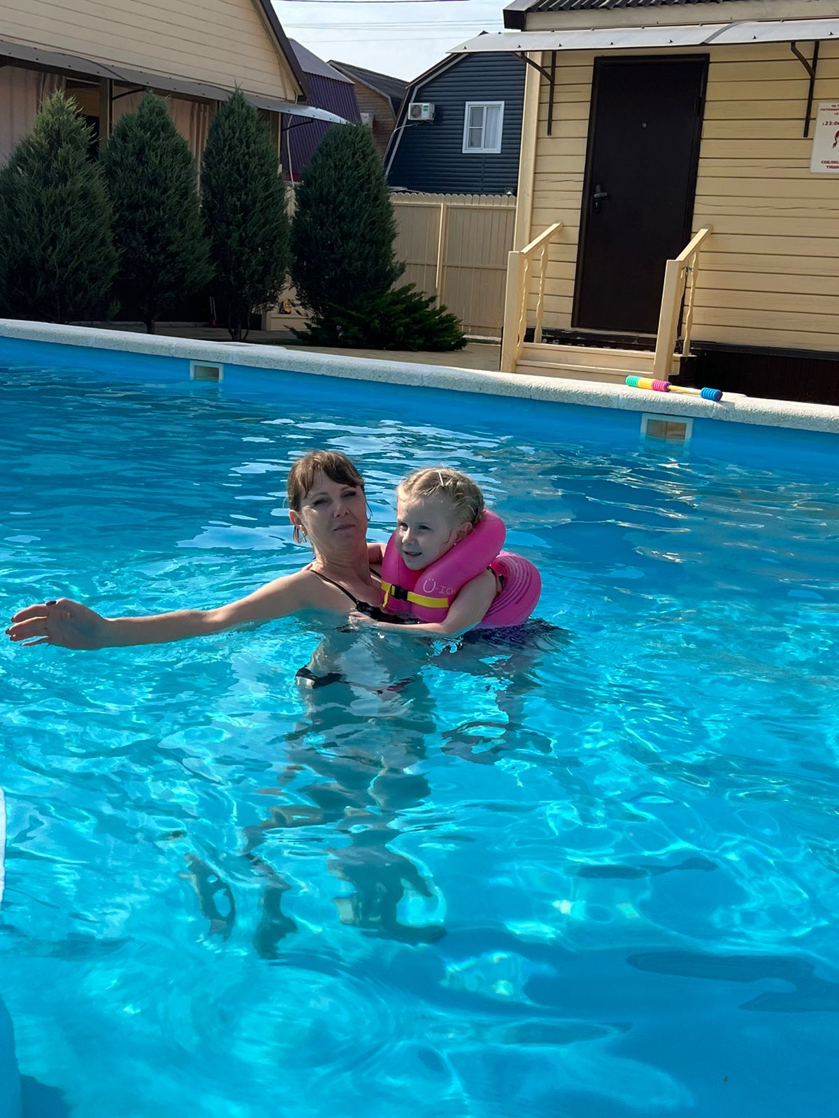 Фото Коттеджный комплекс Сказка