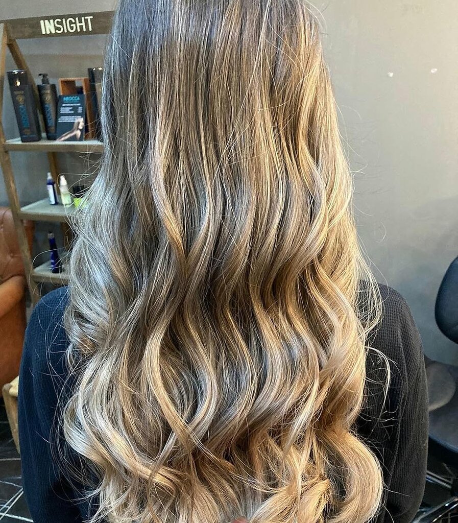 Hairdresser Yusuf Akcay, Izmir, photo