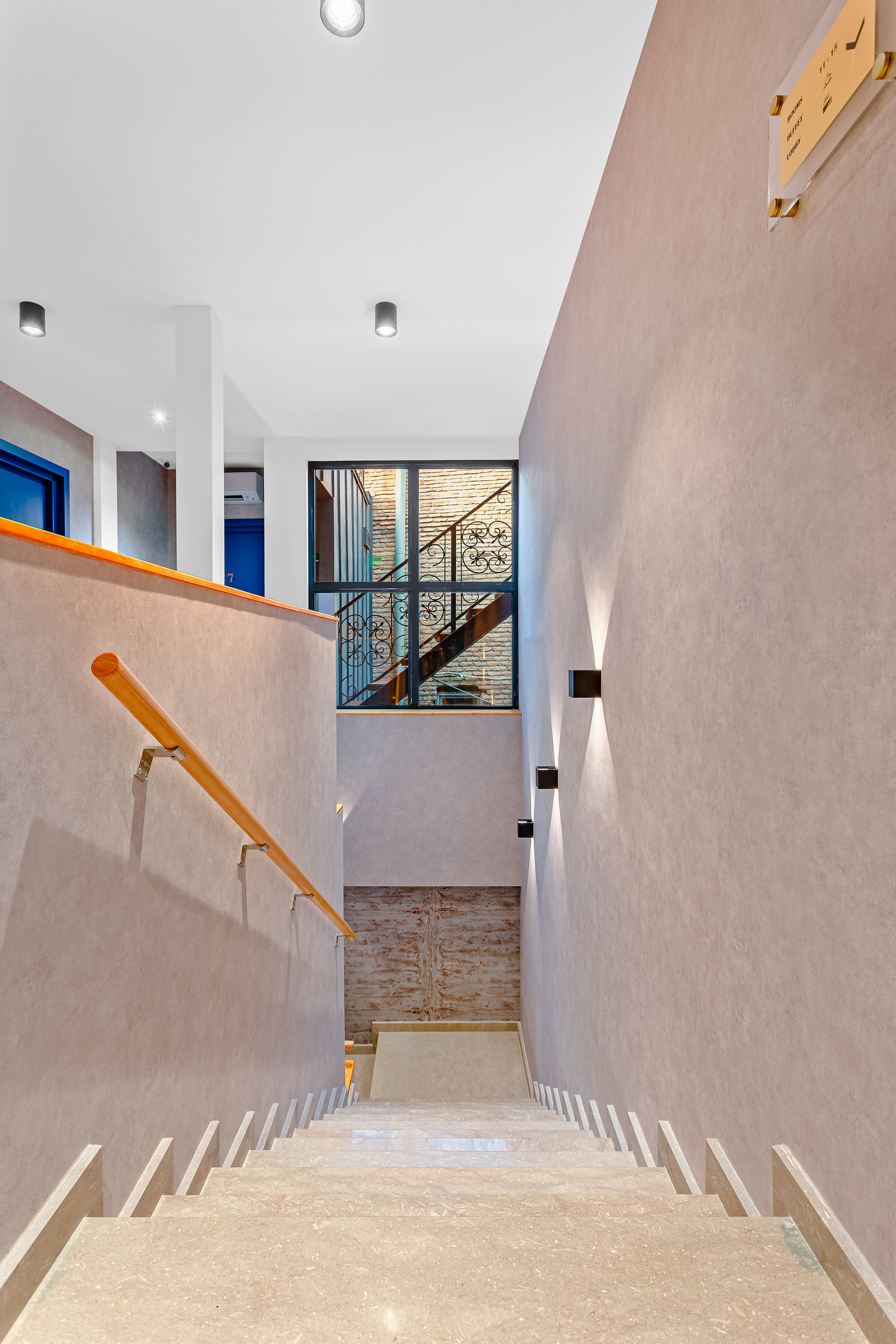 Фото Monument 1880