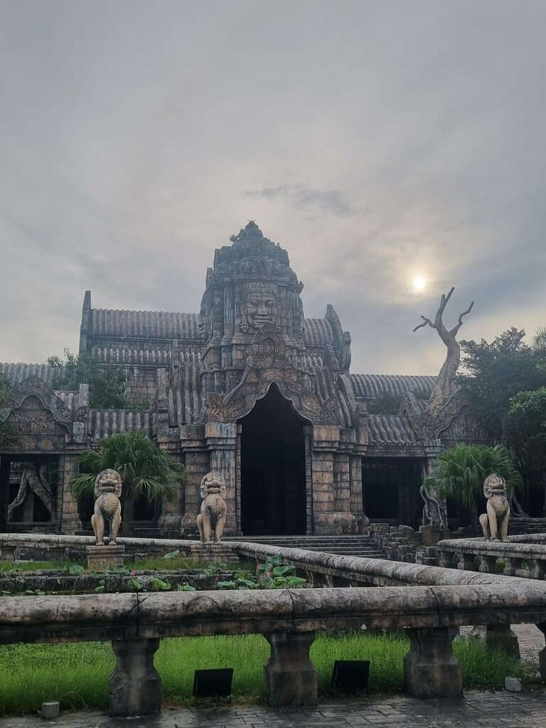 Amusement park Asia Park - Sun World Da Nang Wonders, Da Nang, photo