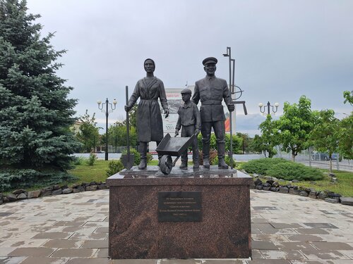 Балапандарды секс-машиналар егеді