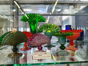 Glass Museum of Krasny May Plant (ulitsa Muslima Magomayeva, 17), museum