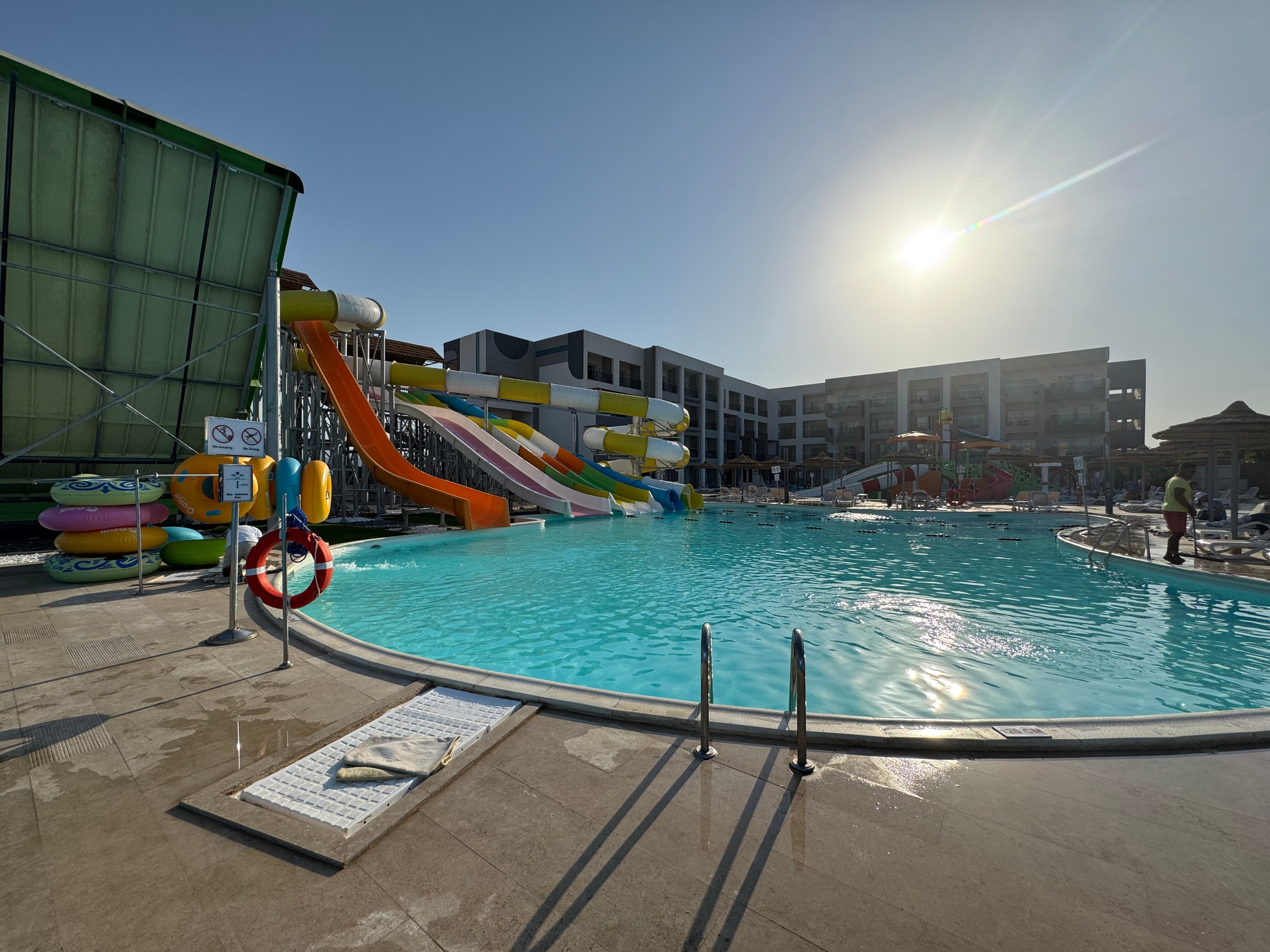 Фото Amwaj Beach Club