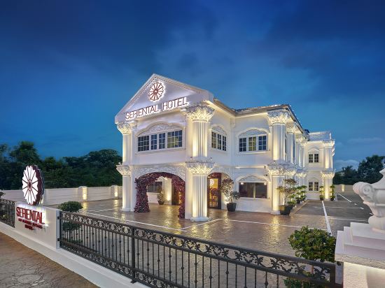 Фото отеля 1