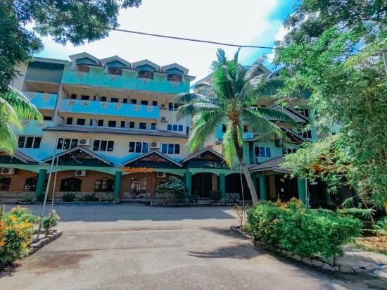 Hotel Virgo Batik Resort Teluk Batik Lumut, State of Perak, photo