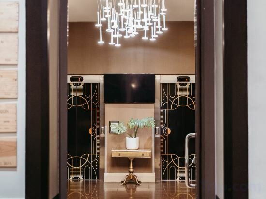 Фото Auckland City Hotel