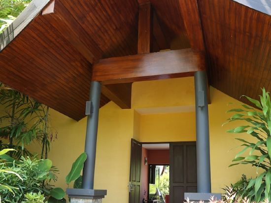 Фото Tha Lane Bay Villa