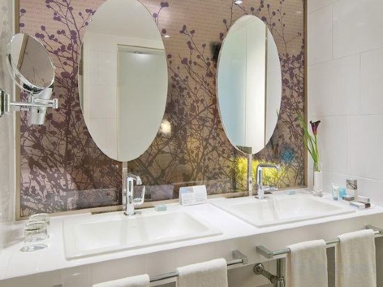 Фото Eurostars Book Hotel