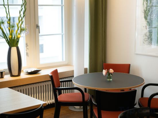 Фото Helmhaus Zurich