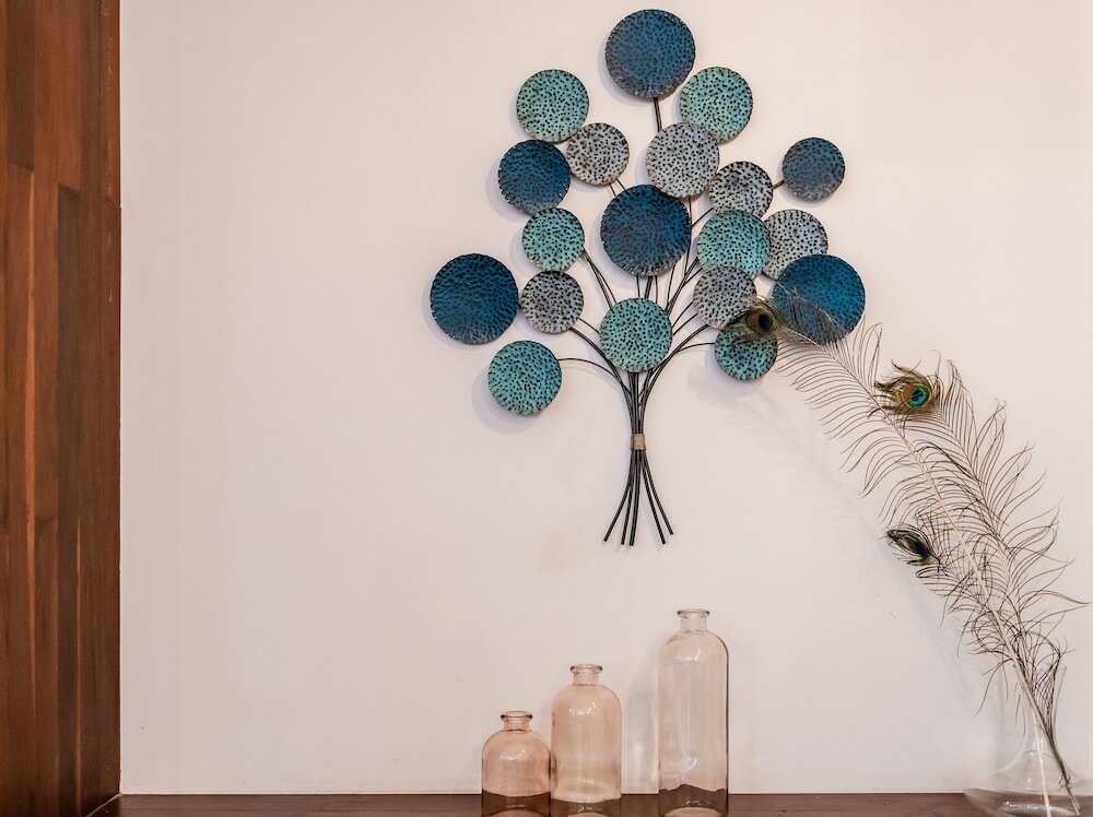 Фото The Aviary Hotel