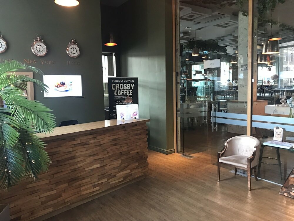 Фото Sir Thomas Hotel