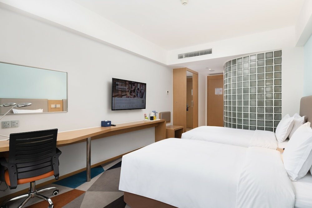 Фото Holiday Inn Express Chengdu Xindu, an Ihg Hotel