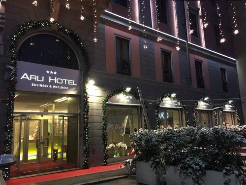 Внешний вид отеля Arli Hotel Business and Wellness в Бергамо, фото 1