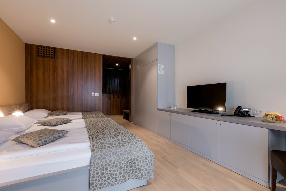 Фото Hotel Florjanckov Hram