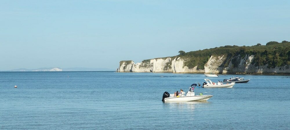 Фото The Knoll House