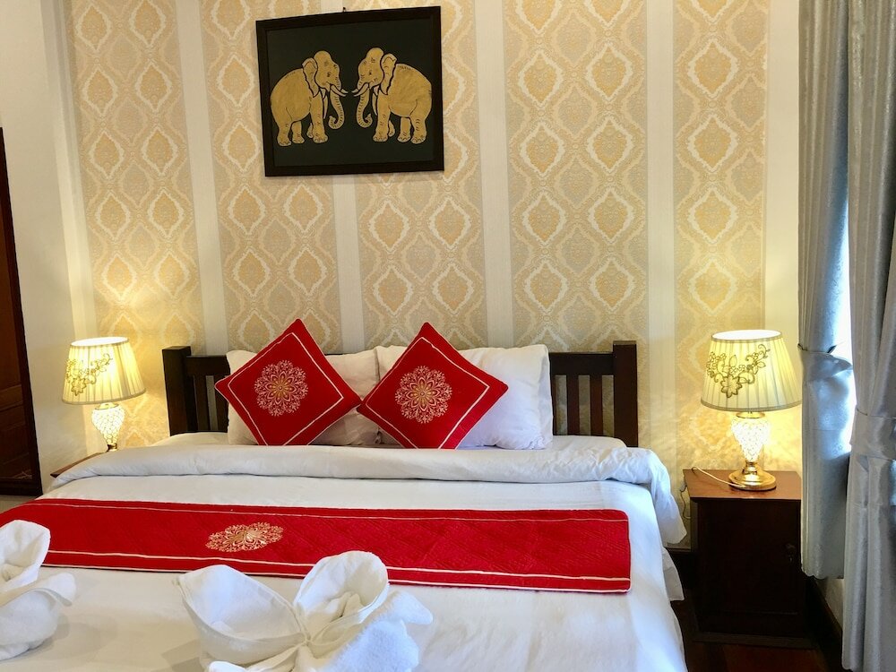 Фото Pangkham Lodge Hotel