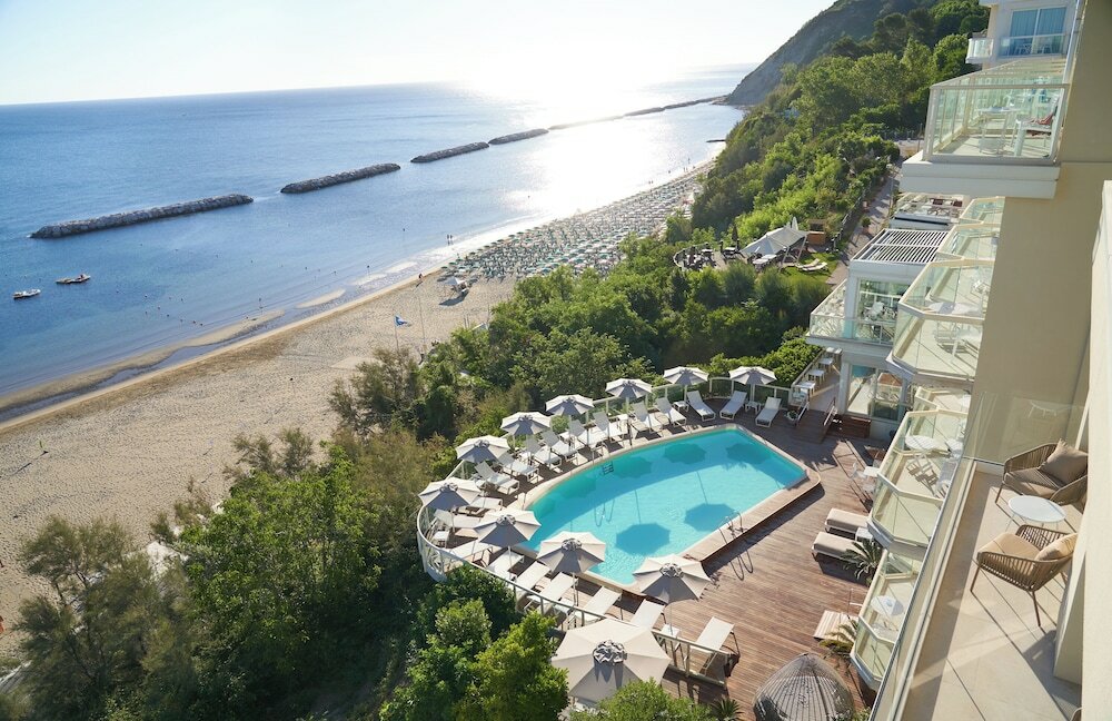 Фото Hotel Sans Souci