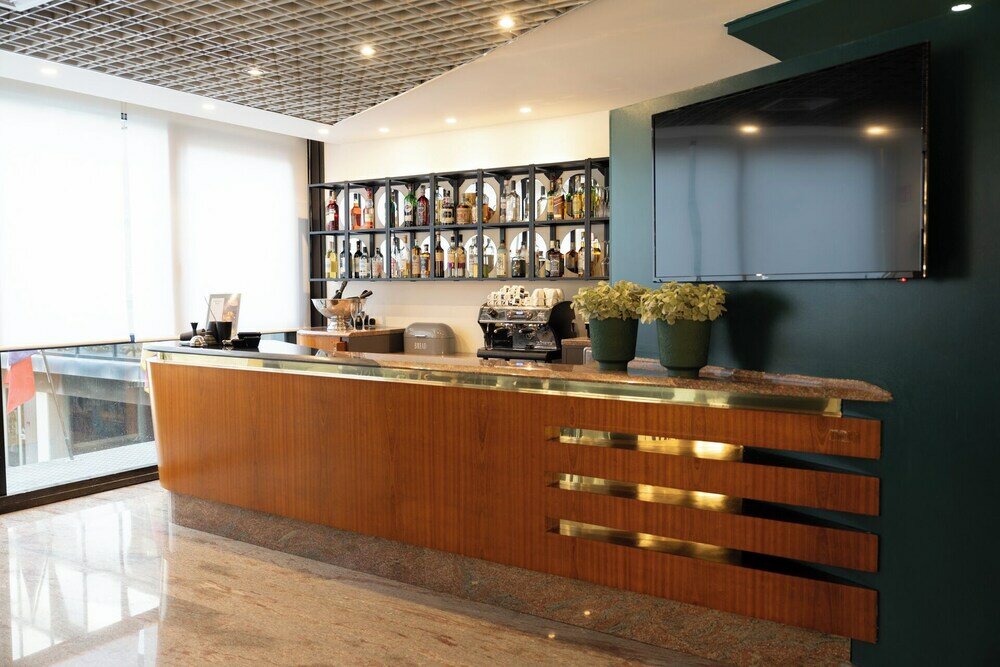 Фото Cristal Palace Hotel