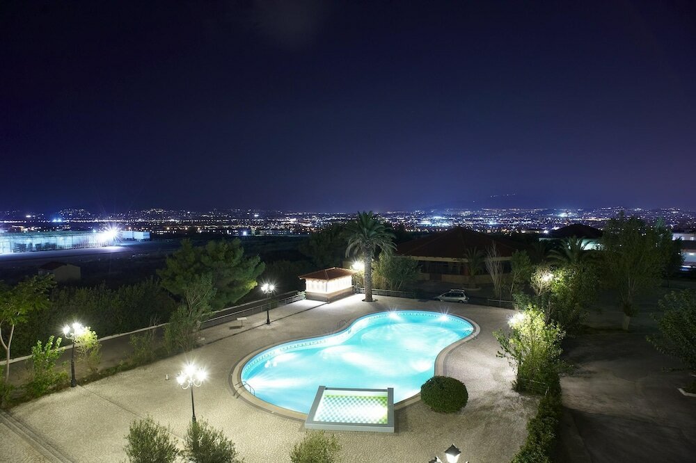 Фото Acharnis Kavallari Hotel Suites