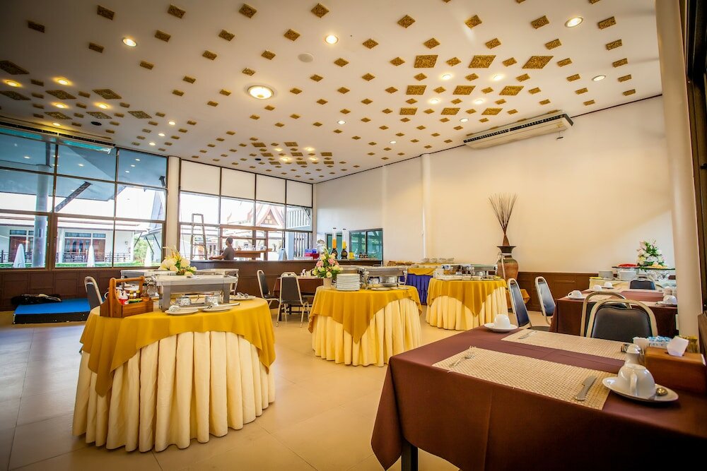 Фото Bhu Tarn Koh Chang Resort and SPA