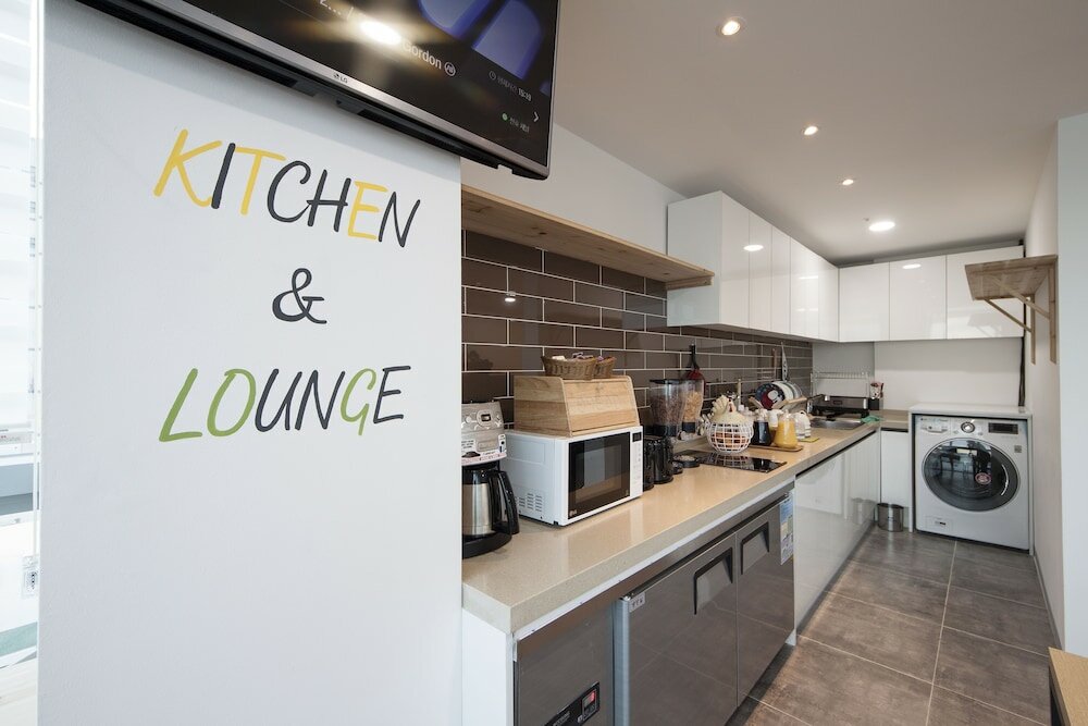 Фото K-Guesthouse Premium Nampo 1