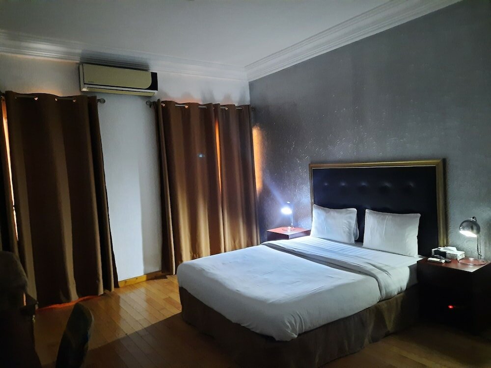 Фото Ngaliema Resort Club