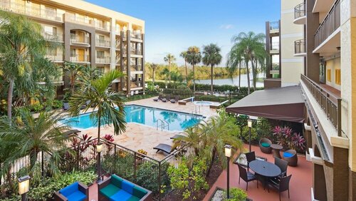 Внешний вид отеля Best Western Plus Deerfield Beach Hotel & Suites в Дирфилд-Бич, фото 2