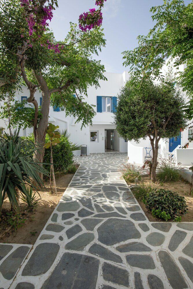 Фото Acrogiali Beachfront Hotel