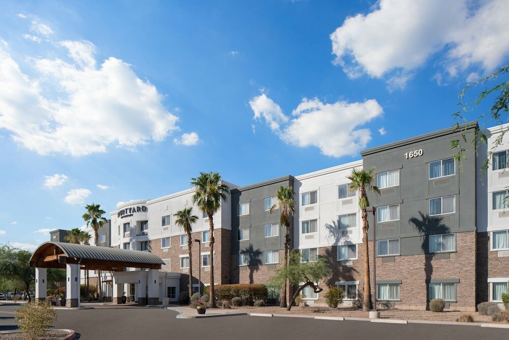 Фото Courtyard by Marriott Phoenix West/Avondale