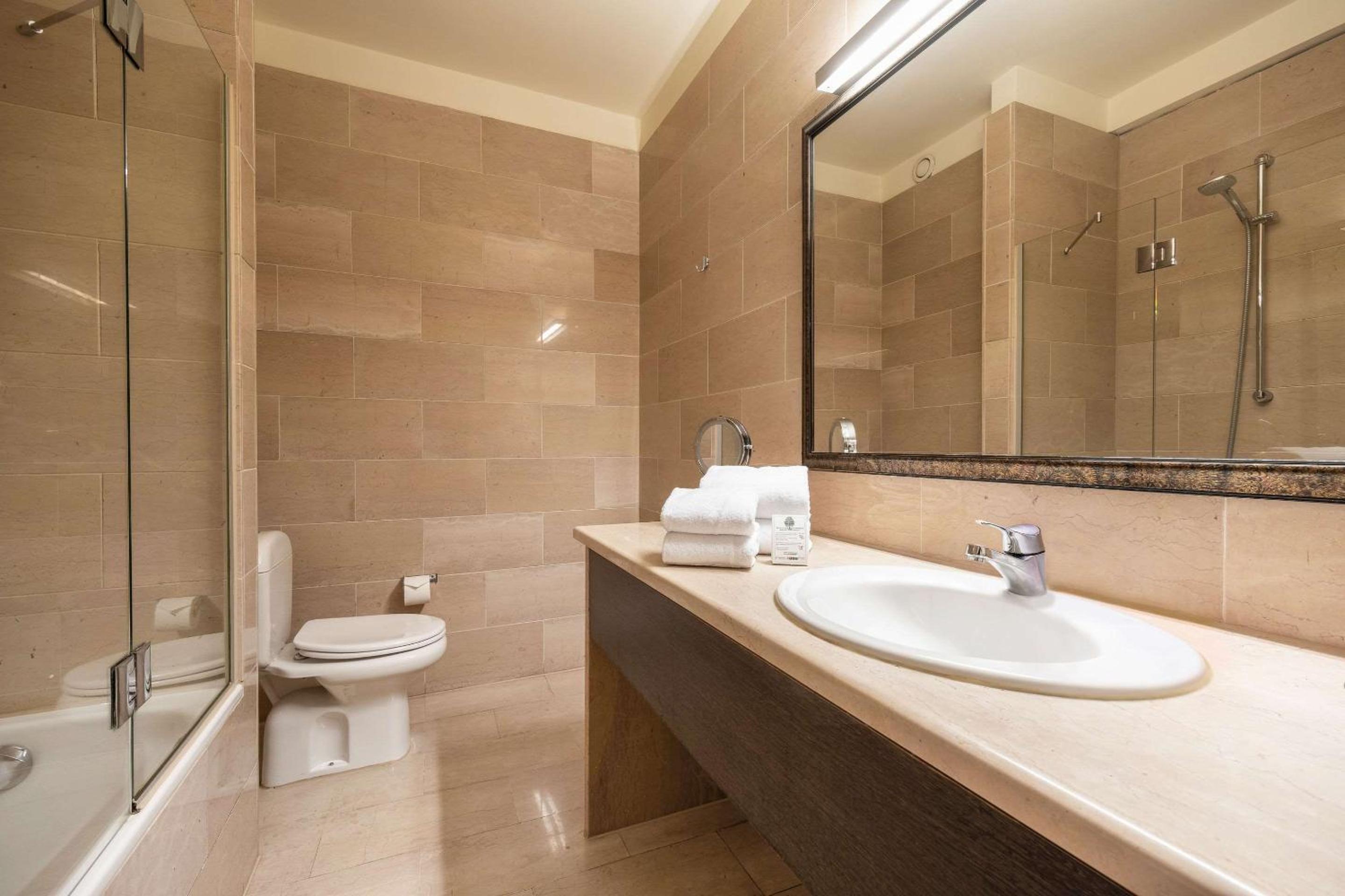 Фото Hotel Opera