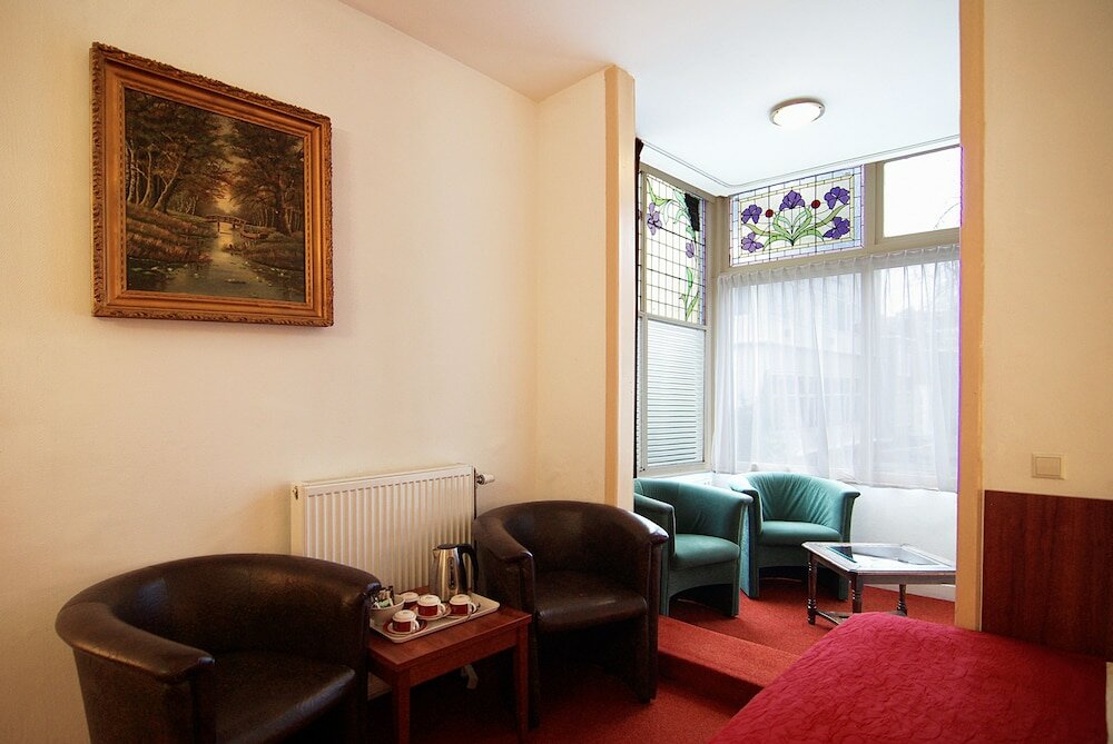 Фото Hotel Parklane